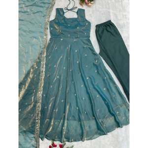 Magnifique robe Anarkali de soirée longue avec jupe et dupatta - Product Image 3