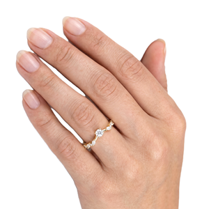 Bague de mariage minimaliste incurvée en or massif 14K 18K avec diamants de laboratoire marquise et ronds, cadeau romantique, bijoux de déclaration, vente en gros - Product Image 6