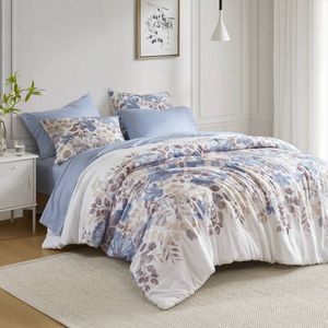 Set Copripiumino Floreale con Lenzuola, Biancheria da Letto Premium con Stampa Floreale per un Look Elegante e Accogliente - Product Image 1