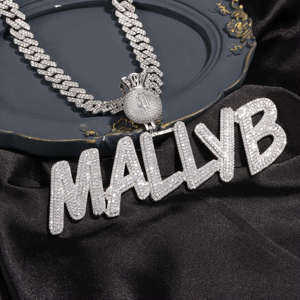 Collier avec pendentif lettre personnalisé en moissanite, ton argent, micro-incrustation, bijoux hip-hop, cadeau - Product Image 3