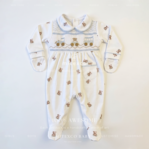 Romper de Manga Larga de Alta Calidad Personalizado para Bebé Niño con Bordado a Mano y Estampado de Tren y Oso Adorable, Ropa para Recién Nacido - Product Image 1