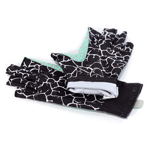 Reasonable Price Custom Logo Design Waterproof Breathable Windproof Fingerless Spandex Outdoor Summer Fishing Gloves Customized - Product Image 5