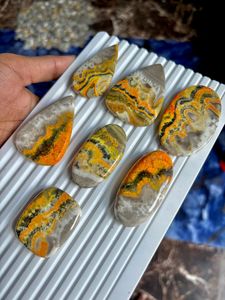 พลอยบามเบิลบีแจสเปอร์คุณภาพสูงจากธรรมชาติ ขายส่ง สำหรับงานคริสตัลบำบัด งานฝีมือ ตกแต่งบ้าน แบบแกะสลัก - Product Image 3