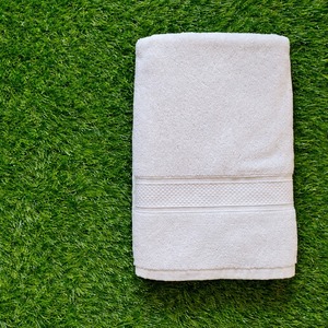 Serviette de bain en microfibre blanche, séchage rapide, absorbante, tissée, douce, pour hôtel et usage domestique - Product Image 4