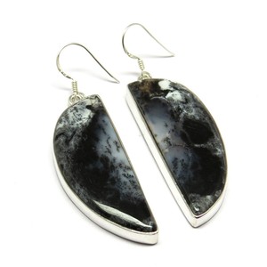 Pendientes de Plata de Ley con Ópalo Dendrítico, Estilo Bohemio, de Fresh Island Shri Ashapura Jewels, Joyería Fina de Plata - Product Image 1