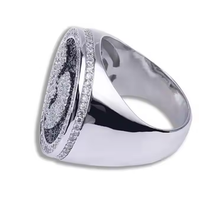 Anillo de sello de lujo con diamante en forma de corazón - Product Image 2