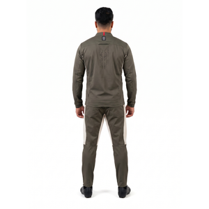 Chaqueta de Caza Estilo Urbano, Asimétrica, de Micro-Tela 100% Algodón, 350GSM, Secado Rápido, Diseño Vanguardista y Discreto - Product Image 2