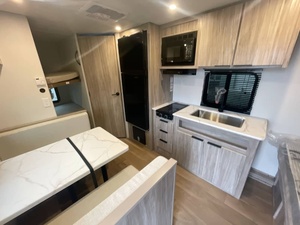 Nuevo Winneb-a-g-o A-c-c-e-s-s 18D-B-H 2026 - Product Image 2