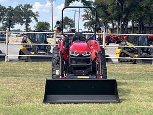 Tractor de Jardín Rojo 2025, Modelo 1M.40, 4WD, Automático, 75HP, con Caja de Cambios - Product Image 5