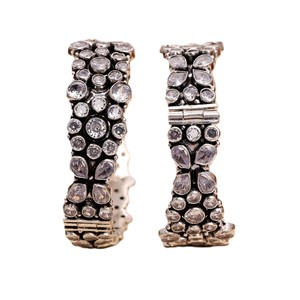 กำไลข้อมือปรับขนาดได้ประดับคริสตัลสีขาวสังเคราะห์ ตัวเรือนทองเหลืองชุบเงินโบราณ ชุดวินเทจสำหรับผู้หญิง เหมาะสำหรับเป็นของขวัญ - Product Image 1