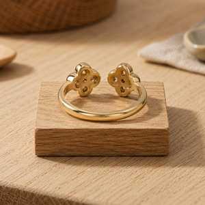 Anillo de compromiso ajustable de oro macizo de 10k, 14k, 18k con diamante redondo brillante cultivado en laboratorio VVS1 color E, diseño de flor de trébol de la suerte para mujer - Product Image 4