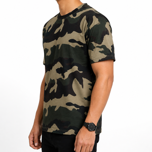 เสื้อยืดผู้ชายลายพรางพิมพ์ลาย AOP แฟชั่นทันสมัย ผ้าฝ้าย 100% คอกลม แขนสั้น สวมใส่สบายๆ สำหรับกิจกรรมกลางแจ้งทุกฤดู รับผลิตแบบ OEM/ODM - Product Image 2