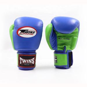 Guantes de Boxeo Personalizados al por Mayor para Gemelos, Cierre de Gancho y Bucle Antideslizante, para Muay Thai, Sanda, Adultos, para Artes Marciales, Entrenamiento Ligero - Product Image 4
