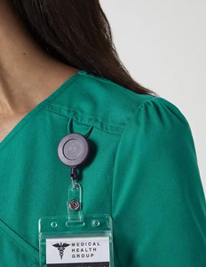 ชุดเสื้อและกางเกงสครับสีเขียวพรีเมียมแบบพันรอบตัว ปรับแต่งได้ ชุดยูนิฟอร์มพยาบาลโรงพยาบาล ชุดทำงานแพทย์และพยาบาลทันสมัย - Product Image 5