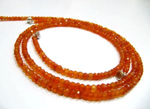 Collar de cuentas facetadas de cornalina natural de 3-4 mm con cierre magnético - Product Image 3