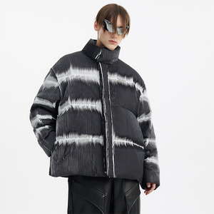 Veste matelassée pour homme à motif tie-dye, col montant, coupe-vent, manteau d'hiver, coupe régulière, rembourrage en polyester, style décontracté - Product Image 3