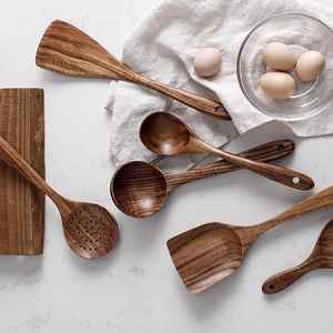 Ensemble d'ustensiles de cuisine en bois faits à la main, cuillères et spatules en bois de teck, ustensiles de cuisine en bois naturel pour un usage quotidien en cuisine - Product Image 6