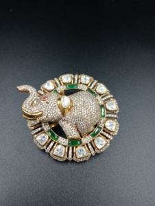 Luxury 24K Gold <b>Elephant</b> Brooch Crystal Rhinestone Emerald Inlay Unisex Fine Jewelry Wedding Engagement <b>Gift</b> Party - Product Image 3