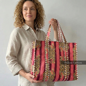 กระเป๋าผ้าฝ้ายพิมพ์ลายเสือแบบควิลท์ทำมือจากเมืองชัยปุระ ขายส่ง เป็นมิตรกับสิ่งแวดล้อม ขนาดใหญ่ ใช้ซ้ำได้ เหมาะสำหรับสะพายไหล่หรือใส่ของช้อปปิ้ง - Product Image 4