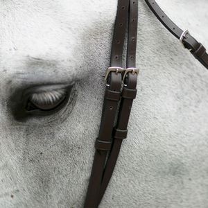 Bridon et rênes en cuir véritable faits à la main pour chevaux, ajustement confortable, pour l'équitation en trail et les compétitions de course, caractéristiques durables - Product Image 4