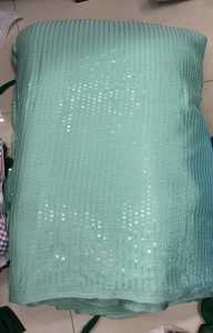 Tissu en soie Chinon brodé de sequins avec pièce de blouse de créateur non cousue, collection de tissus pour sari brodé, idéal pour les festivals et les soirées. - Product Image 2