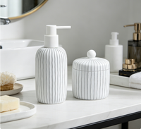 Ensemble d'accessoires de salle de bain en céramique personnalisable, moderne et simple, kit de décoration de salle de bain en céramique personnalisé pour la maison et l'hôtel