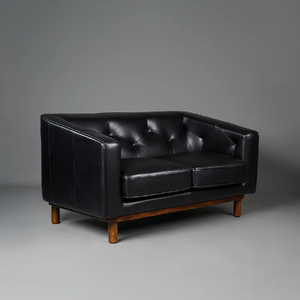 โซฟาเชสเตอร์ฟิลด์หนังแท้แบบเดี่ยวสุดหรู พร้อมพนักแขนแบบม้วน โครงไม้เนื้อแข็ง เก้าอี้พักผ่อนสไตล์คลาสสิก - Product Image 3