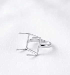 Bague semi-montée carrée en argent sterling 925 plaqué or 10 carats, 5 mm-25 mm, avec encoche pré-découpée pour la pose de pierres précieuses cabochon - Product Image 1