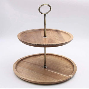Support à gâteaux en bois fabriqué par des artisans pour élever les tables à dessert avec des tons naturels et un beau savoir-faire - Product Image 2