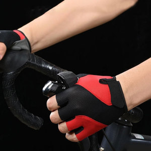 ถุงมือปั่นจักรยานหนังคุณภาพสูงสำหรับฤดูร้อน แบบครึ่งนิ้ว ระบายอากาศได้ดี กันลื่น กันลม ปิดด้วยแถบตีนตุ๊กแก ปรับแต่งได้ - Product Image 3