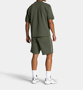 Ensemble d'été décontracté 2 pièces pour homme de qualité supérieure OEM avec t-shirt et short à doublure contrastée – Tenue respirante et à séchage rapide pour homme - Product Image 1