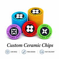 Jetons de poker en céramique personnalisés avec des combinaisons de couleurs variées pour les grandes réunions de famille et les jeux de cartes de loisirs multijoueurs