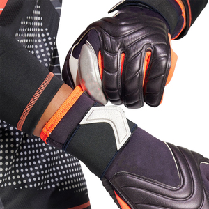 Gants de gardien de but professionnels à doigts entiers en cuir PU, antidérapants, respirants, avec sangle de poignet réglable, équipement sportif unisexe - Product Image 6
