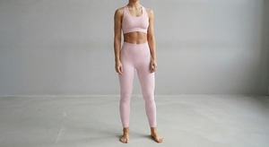 Ensemble de yoga rose sans couture, soutien-gorge de sport côtelé et leggings taille haute, vêtements de sport pour femmes, personnalisable - Product Image 1