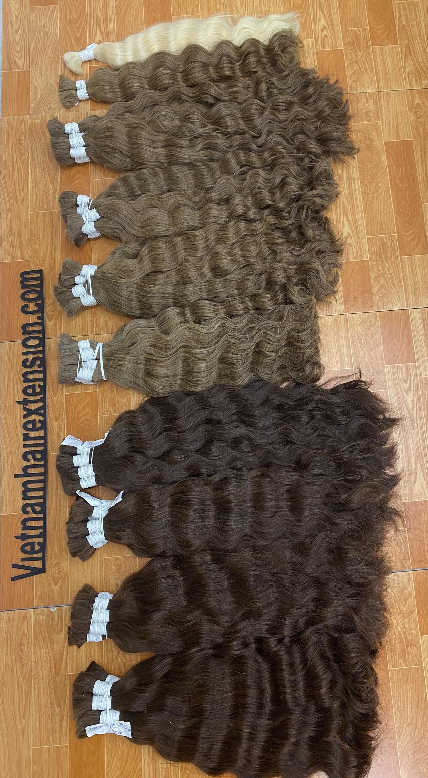 สีน้ำตาล