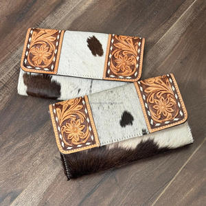 Usine directe de haute qualité usiné à la main portefeuille en cuir Design floral cheveux en cuir de vachette carte de crédit pochette quotidienne pour les femmes - Product Image 4