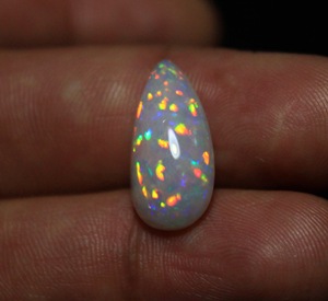 Gemas Hasnain, Ópalo de Fuego con Puntos, 5.60 Quilates, Ópalo Etíope Natural, 19.5*10*6.5mm, Corte Pera, Cabujón, Multifuego, Gema Suelta - Product Image 4