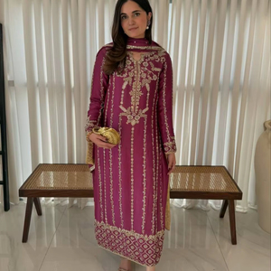 ชุดสูทแฟนซียาวสวยงาม งานปักประณีต พร้อมกางเกงและผ้าคลุมไหล่ - Product Image 1