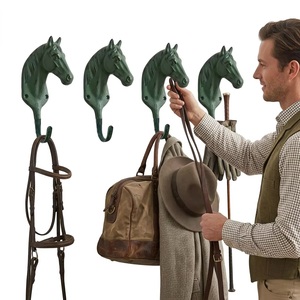 Porte-manteau mural vintage en métal rustique en forme de tête de cheval, robuste et multifonctionnel, décoratif - Product Image 4