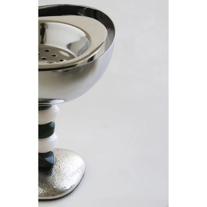 Quemador de Incienso Moderno de Metal con un Elegante Tallo Decorado con Piedras, Diseño Minimalista para una Decoración del Hogar de Lujo - Product Image 5