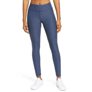 Leggings de yoga pour femmes de qualité supérieure en promotion en ligne, leggings froncés avec taille élastique, leggings personnalisés pour femmes OEM - Product Image 3
