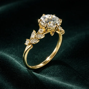แหวนหมั้นเพชรทรงกลม 2 กะรัต รุ่น Krishnavii KR 330 ผลิตในห้องปฏิบัติการ ทอง 14K สไตล์หรูหรา รับรองโดย IGI สำหรับทั้งชายและหญิง - Product Image 2