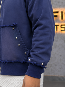 Sudadera con capucha vintage azul lavado con cremallera completa, bolsillo con remaches y borde deshilachado, estilo oversize, fabricante de ropa urbana - Product Image 2