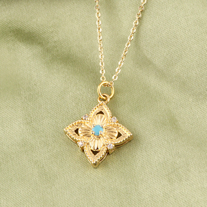 Collar chapado en oro estilo vintage con múltiples gemas redondas pequeñas y colgante de trébol con circonitas, joyería de moda para mujer. - Product Image 2