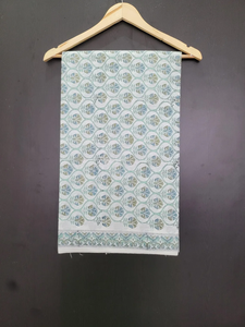 Tissu en coton tricoté imprimé à la main, motif Mughal Butta, doux, léger et large, pour robes et couture pour filles et femmes, idéal comme cadeau - Product Image 2