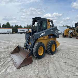 Cargadora Compacta 330G 2021 con Cabina Cerrada, Máquina de Construcción de Alto Rendimiento - Product Image 2