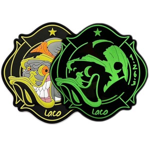 Parche de PVC 3D personalizado que brilla en la oscuridad, logotipo en relieve, insignia de goma suave termoadhesiva, formas de corazón y flor - Product Image 4