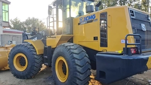 รถตักล้อยางมือสอง LW500KV ZL50G รับน้ำหนักได้ 3 เมตร น้ำหนักบรรทุก 17.2 ตัน ราคาโรงงาน LG956L ZL30G พร้อมเครื่องยนต์ ปั๊ม มอเตอร์ - Product Image 2