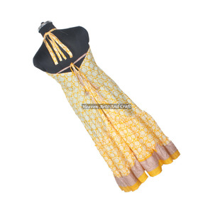 Nouveau fabricant et exportateur bohème de vêtements pour femmes, robes en soie vintage indienne, robes de soirée élégantes pour femmes, robes de soirée sans manches. - Product Image 3