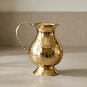 Carafe à eau en laiton avec poignée, pichet en métal traditionnel pour servir l'eau potable, décoration de table à manger pour la maison et la cuisine - Product Image 5
